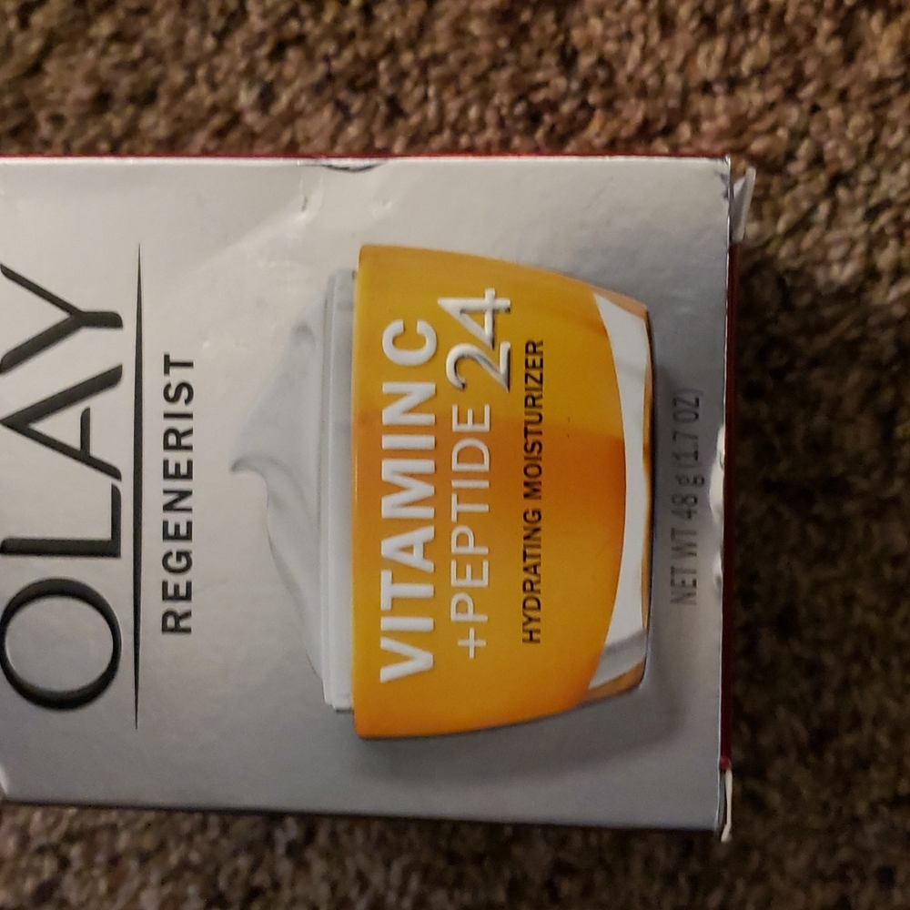 Olay regenerist vitamin c 1.7oz